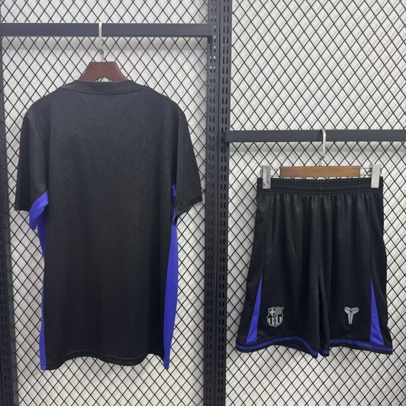 25/26 Ensemble Enfant Barcelone Black Special