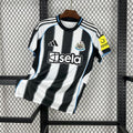 Maillot Domicile Newcastle United 2025/26